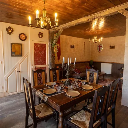Le Grand Domaine - Immersif & Medieval * Saint-Laurent-sur-Sevre
